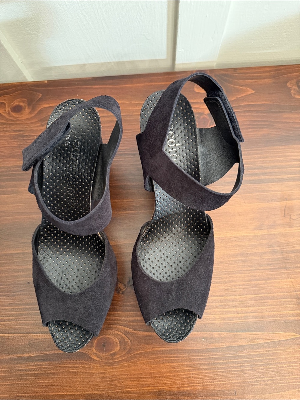 Pedro Garcia black Suede Platform Wedge Sandals Peep Toe Hook Loop EU 41 - Picture 16 of 16